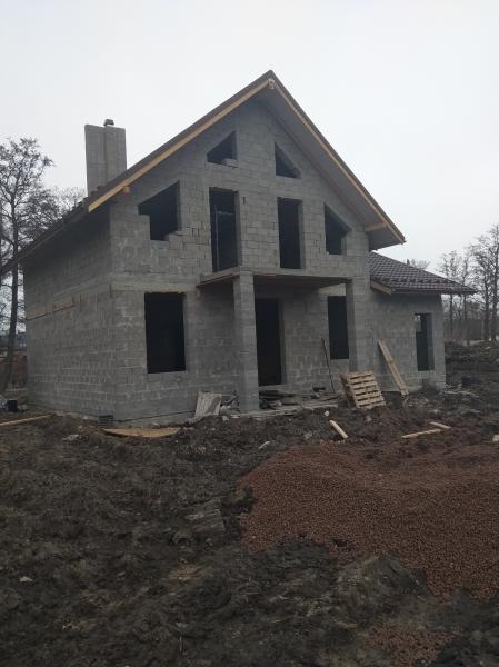 Роман:  Строительство частных домов в Янтарный