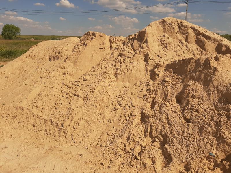Песок:  Песок,щебень, копка котлована 