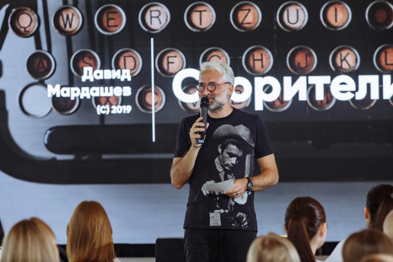 Денис Пихновский:  Репортажный фотограф, видеооператор