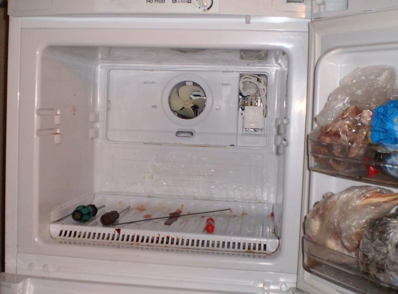 Мастер:  Ремонт холодильников на дому