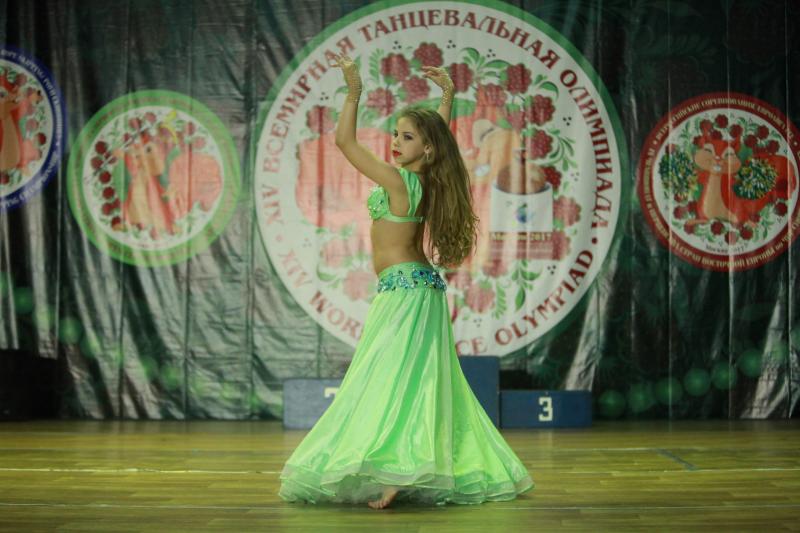 Наталья:  Красивый восточный танец  на ваш праздник