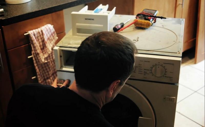 Антон:  Ремонт стиральных машин на дому