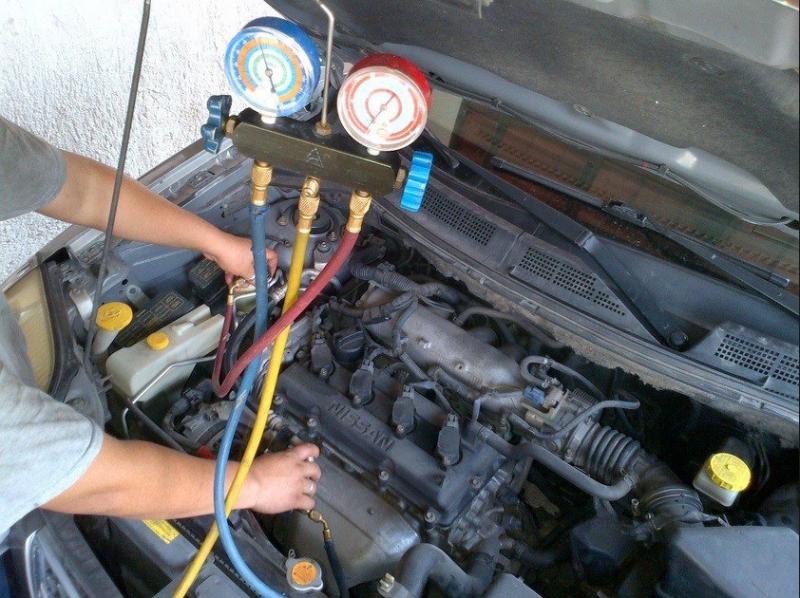 Андрей:  Заправка и ремонт автокондицианера.