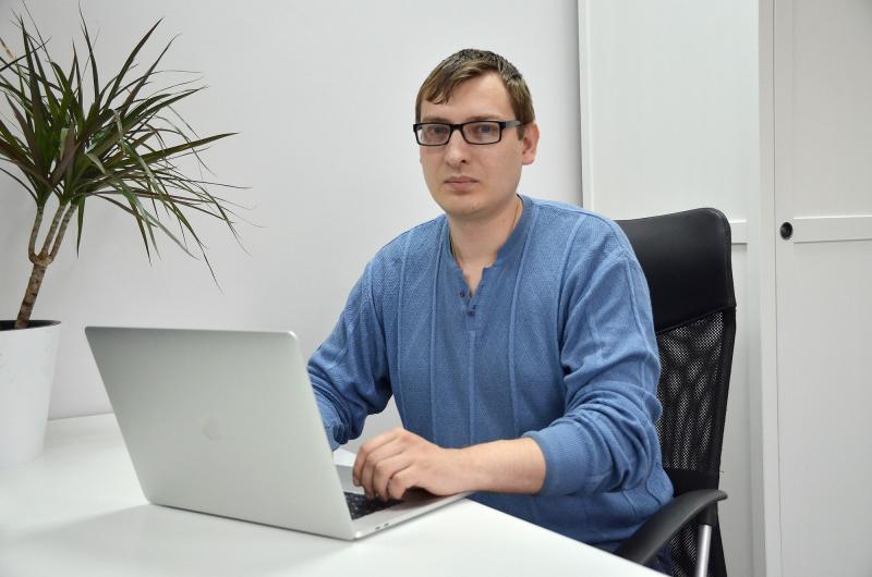 Дмитрий:  Мастер по ремонту компьютеров и ноутбуков на выезд Лобня