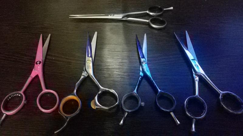 Андрей:  Качественная заточка и ремонт парикмахерского инструмента