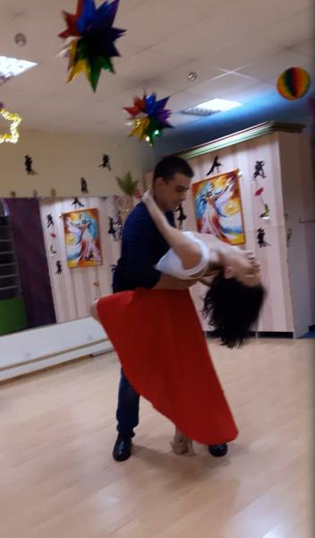 Марина :  Постановка Свадебного Танца Школа танцев в Перово