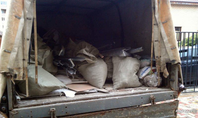 Вывоз мусора в Отрадном
