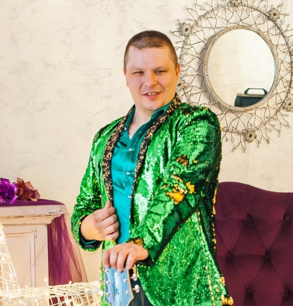 Иван Гранков:  РRОфессиональный поющий ведущий тамада на свадьбу, юбилей!
