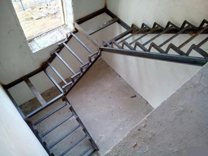 Виктор :  Лестницы металлические на 2-ой этаж. Белгород.