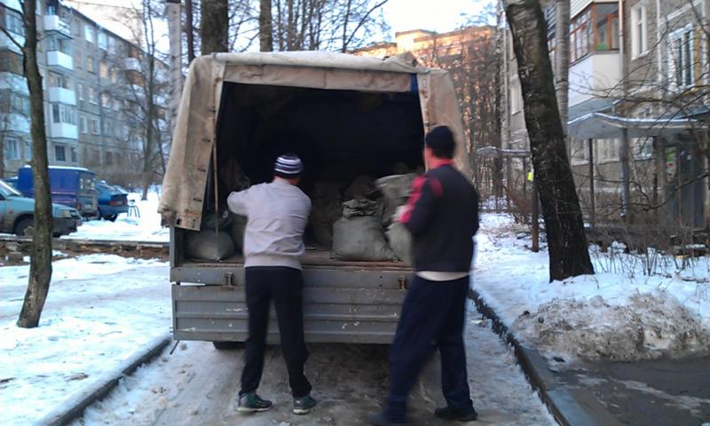 Александр:  Уборка, погрузка, вывоз мусора в Астрахани 
