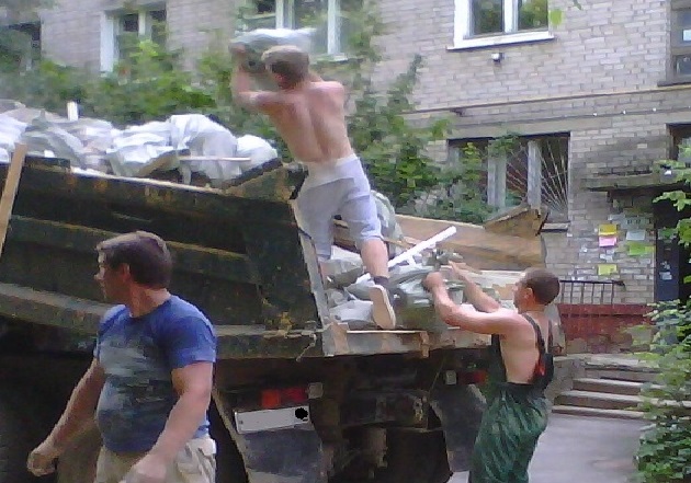 Вадим:  Вывоз мусора в Волгограде.