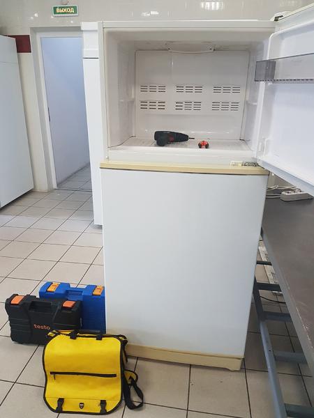 Андрей:  Ремонт холодильников и стиральных машин на дому
