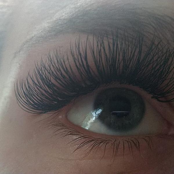 наращивание ресниц курган. наращивание курган. классические реснички с загущиванными уголками. наращивание курган. Nail курган.