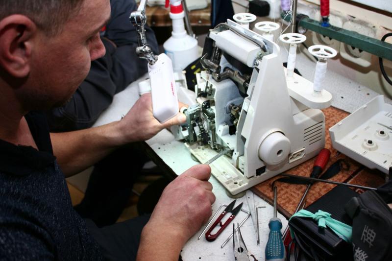 Алена Кондратьев:  Ремонт швейных машин