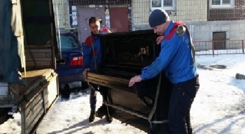 Олег:  Перевозка пианино.