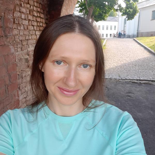 Наташа:  Репетитор по русскому языку