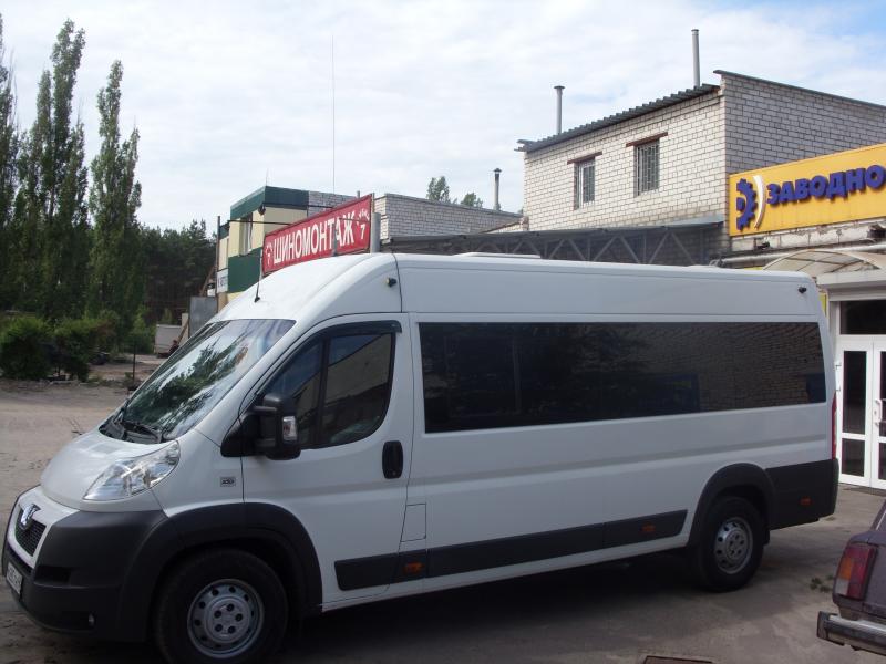 Истомин Андрей:  Пассажирские перевозки на микроавтобусе (15 мест)