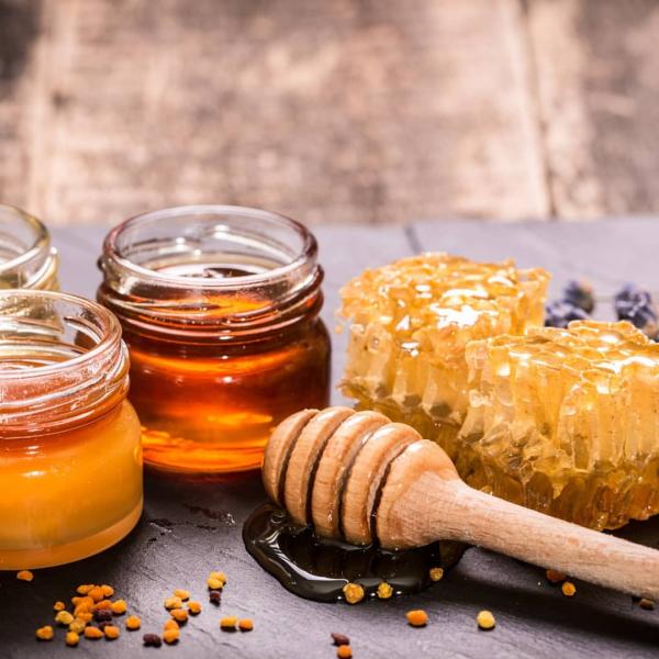 Владимир:  Натуральный мёд с личной пасеки