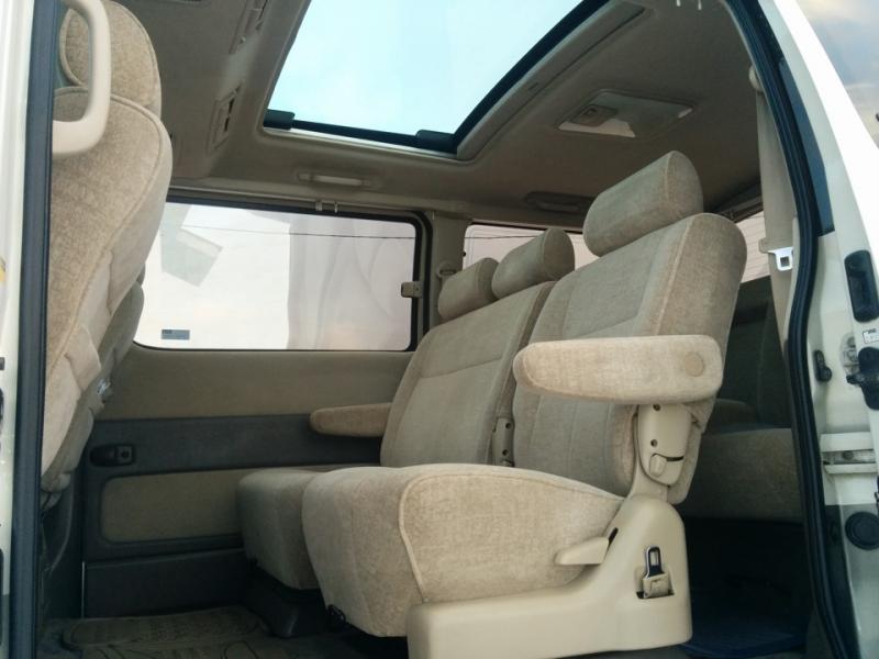 Евродизайн:  Пассажирские перевозки на Минивене 8 Мест Toyota Grand HiAce