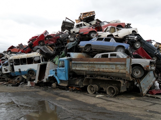 Дмитрий:  Утилизация грузовых автомобилей в Москве