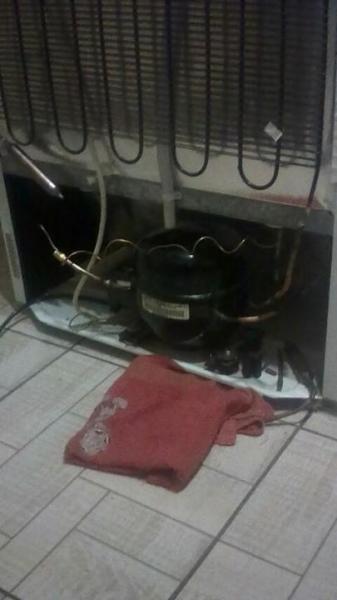 Андрей:  Ремонт холодильников на дому