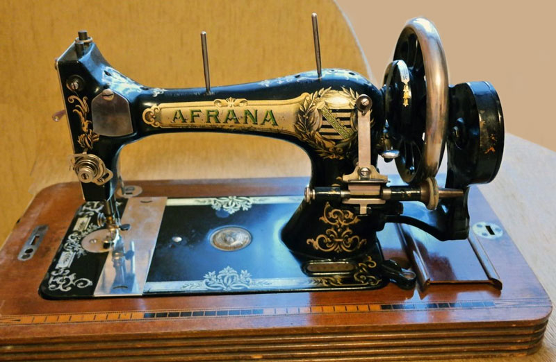 Андрей Александрович:  ремонт швейных машин на дому