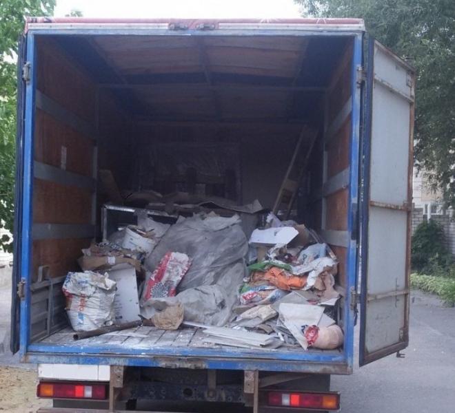 Кирилл:  Вывоз мусора по городу