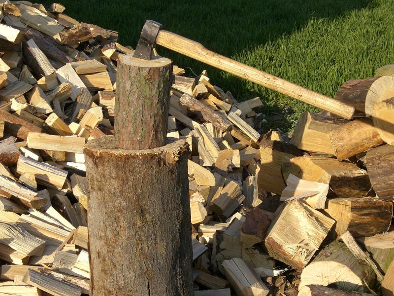 Федор:  Продам дрова