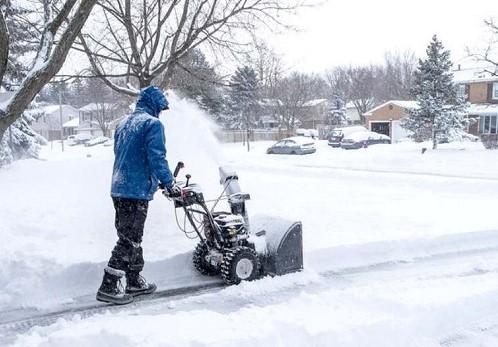 Истринский техник:  Уборка и вывоз снега с погрузкой в Истринском районе