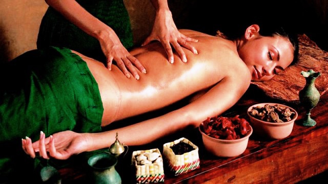 Лариса:  Тибетский массаж тела.