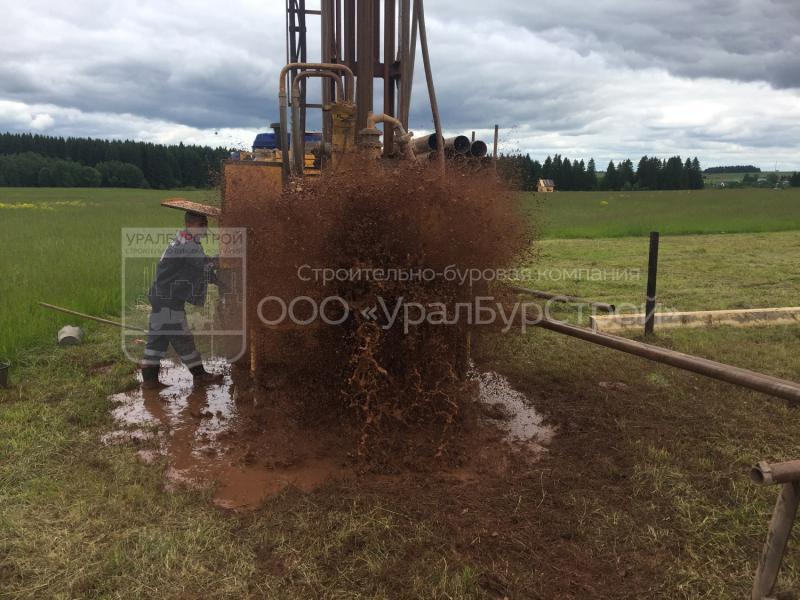 Буровая компания УралБурСтрой:  Бурение скважин на воду в Полазне
