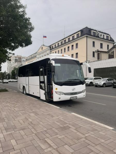 Дмитрий :  Заказ автобусов различной вместимости