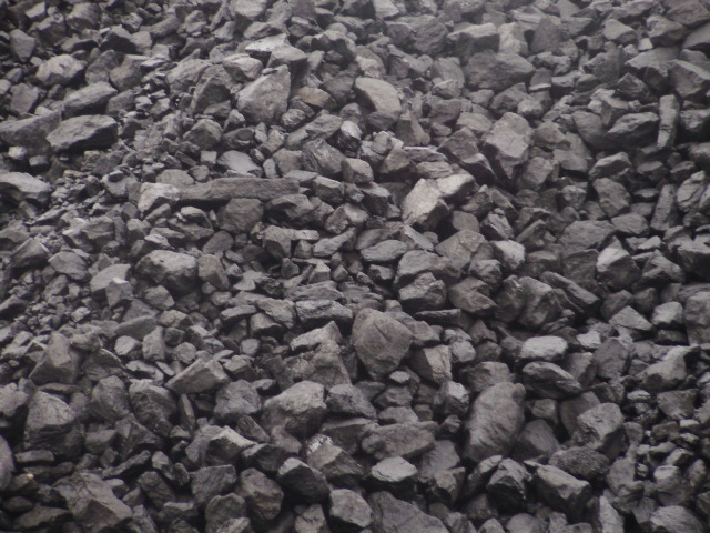 Строй Неруд:  Поставка угля для отопления