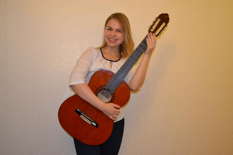 Ольга:  Репетитор игре на гитаре