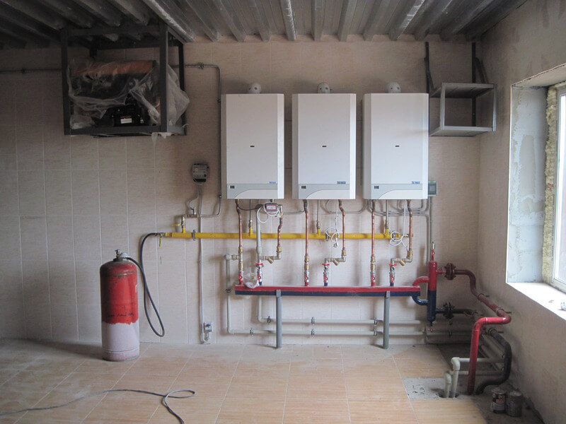 Данил:  Наладка монтаж систем отопления водоснабжения в ч.домах