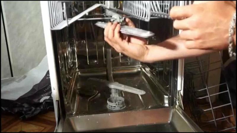 Алексей:  Ремонт стиральных и посудомоечных машин. 