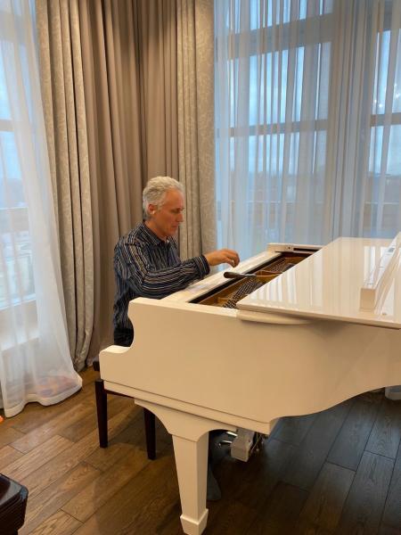 Андрей:  Настройка пианино и роялей