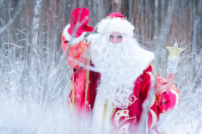 Евгений:  Дед Мороз и Снегурочка в гости