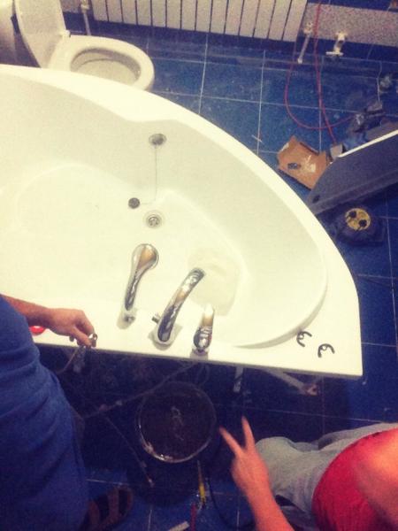 Радик:  Плиточники, ремонт ванной комнаты
