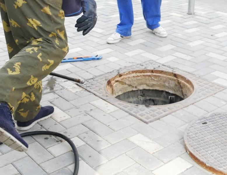 Вадим:  Прочистка канализации, устранение засора в Куровском