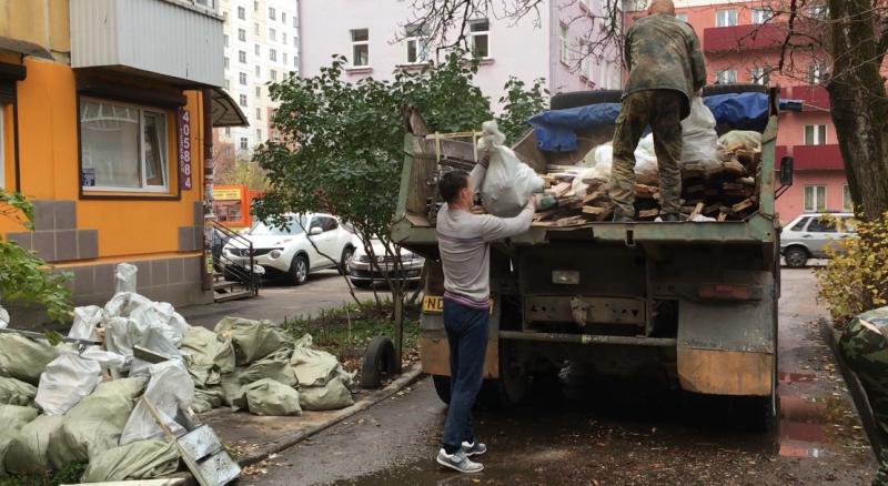 Алексей:  Вывоз мусора с грузчиками